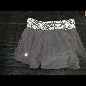COPY - LULULEMON BLACK SKIRT